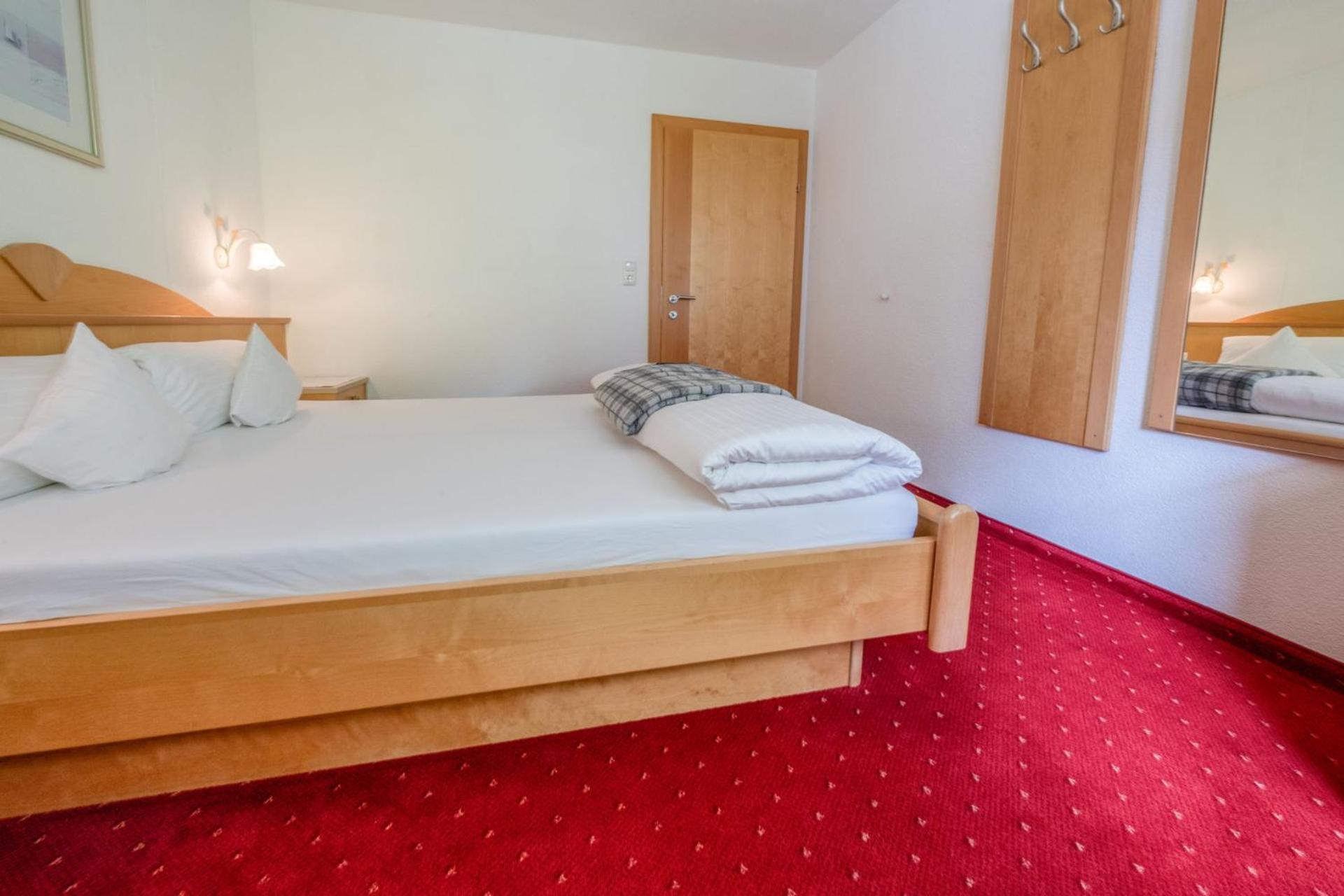 Haus Waldhof Hotel Ischgl Quarto foto
